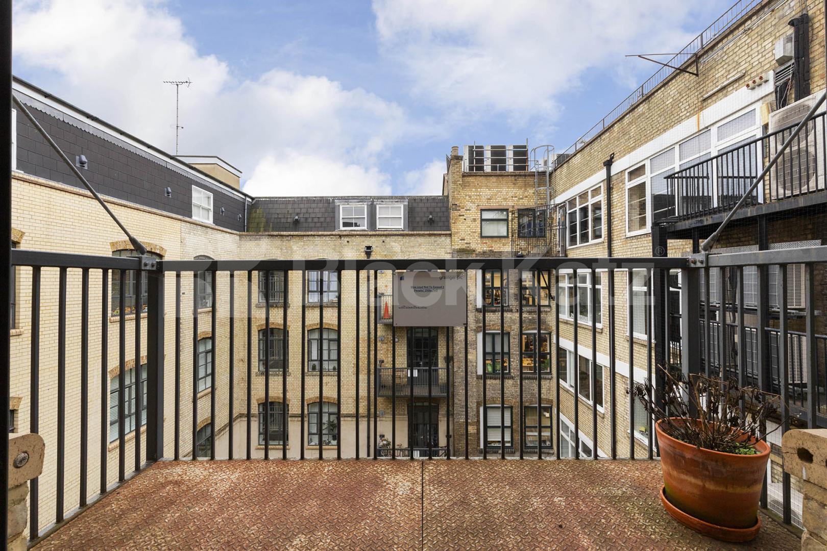 Superb 2 bedroom warehouse conversion located in a prime central location Great Sutton Street , Clerkenwell